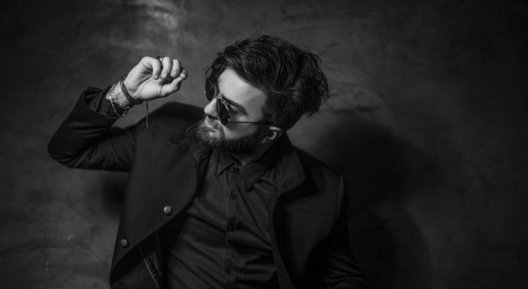 10 Ways To Look More Attractive Instantly - Tips and Coffee - tipsandcoffee.com